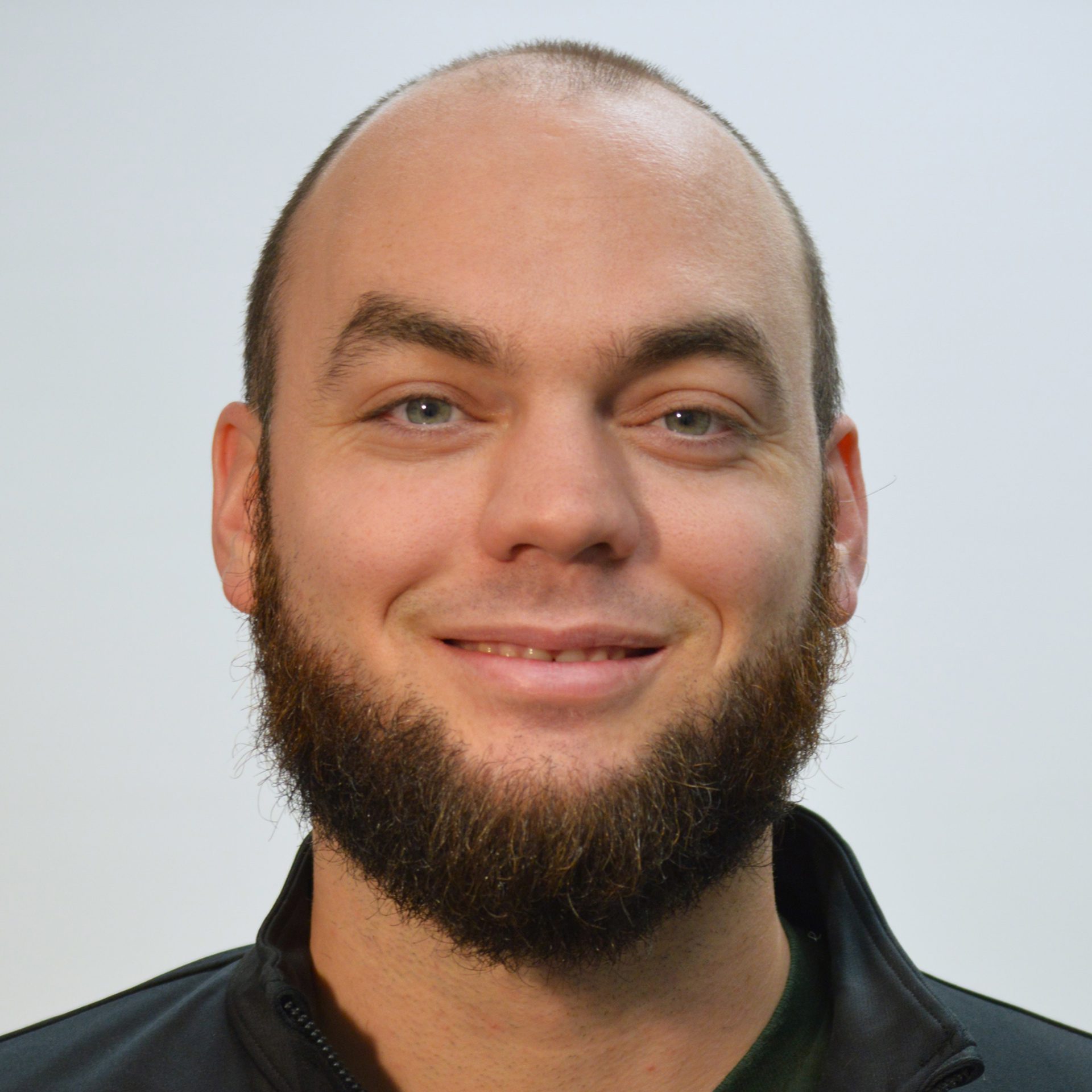 Francis Lefebvre, entraîneur-chef de l'équipe de badminton  du Cégep Garneau. 